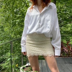 LACE MINI SKIRT